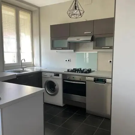 2 Bedroom